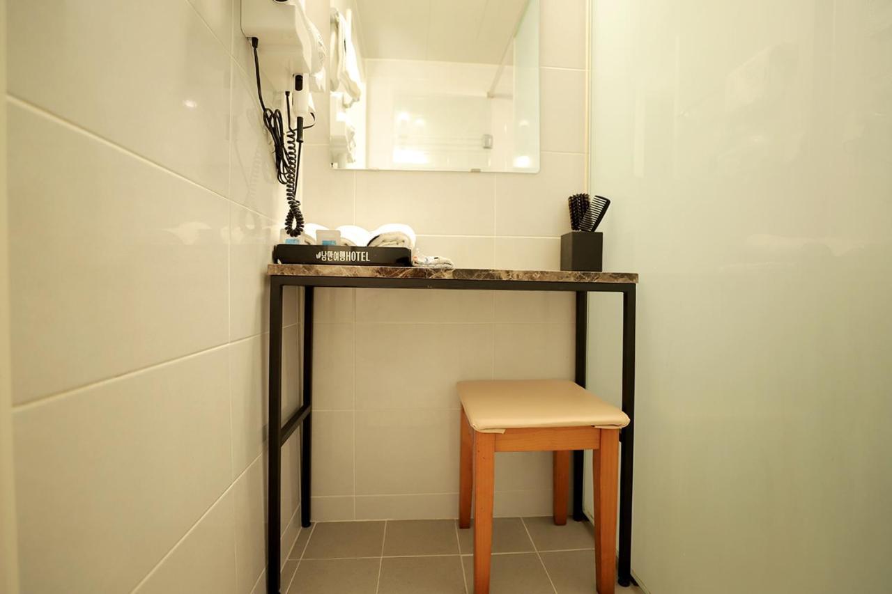 Stay Romantictrip_Hostel Gyeongju Exterior foto